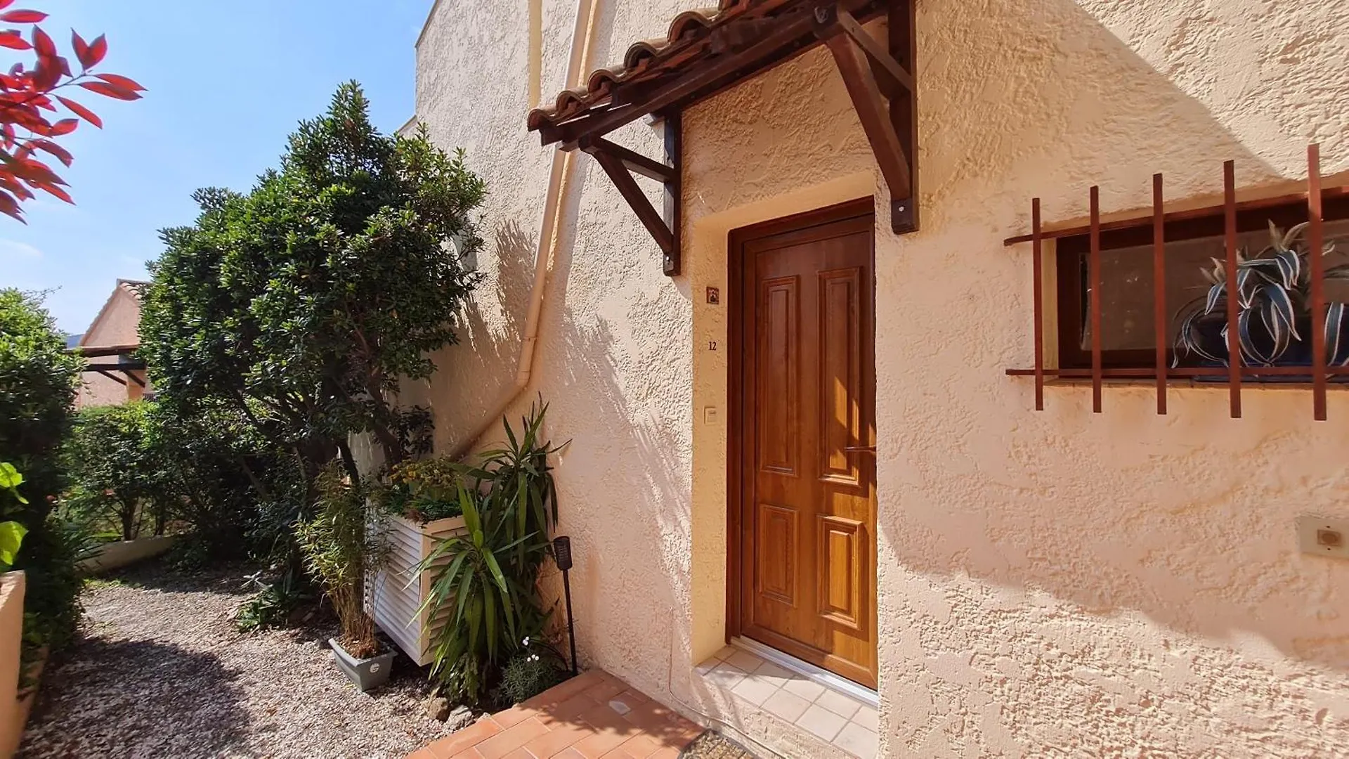 Bel Appartement Renove, Avec Terrasse Et Piscine La Croix-Valmer 0*,