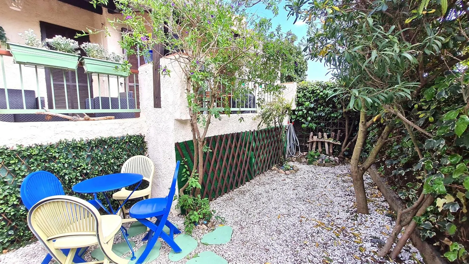 Bel Appartement Renove, Avec Terrasse Et Piscine La Croix-Valmer 0*,  Frankreich